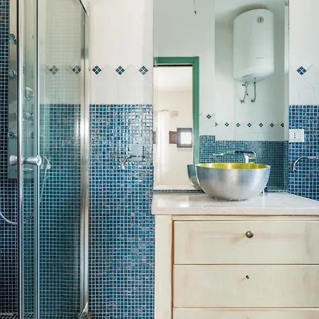 Anfora Con Piscina Ostuni